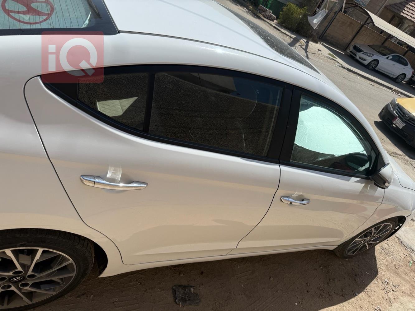 هیوندای ئەلەنترا